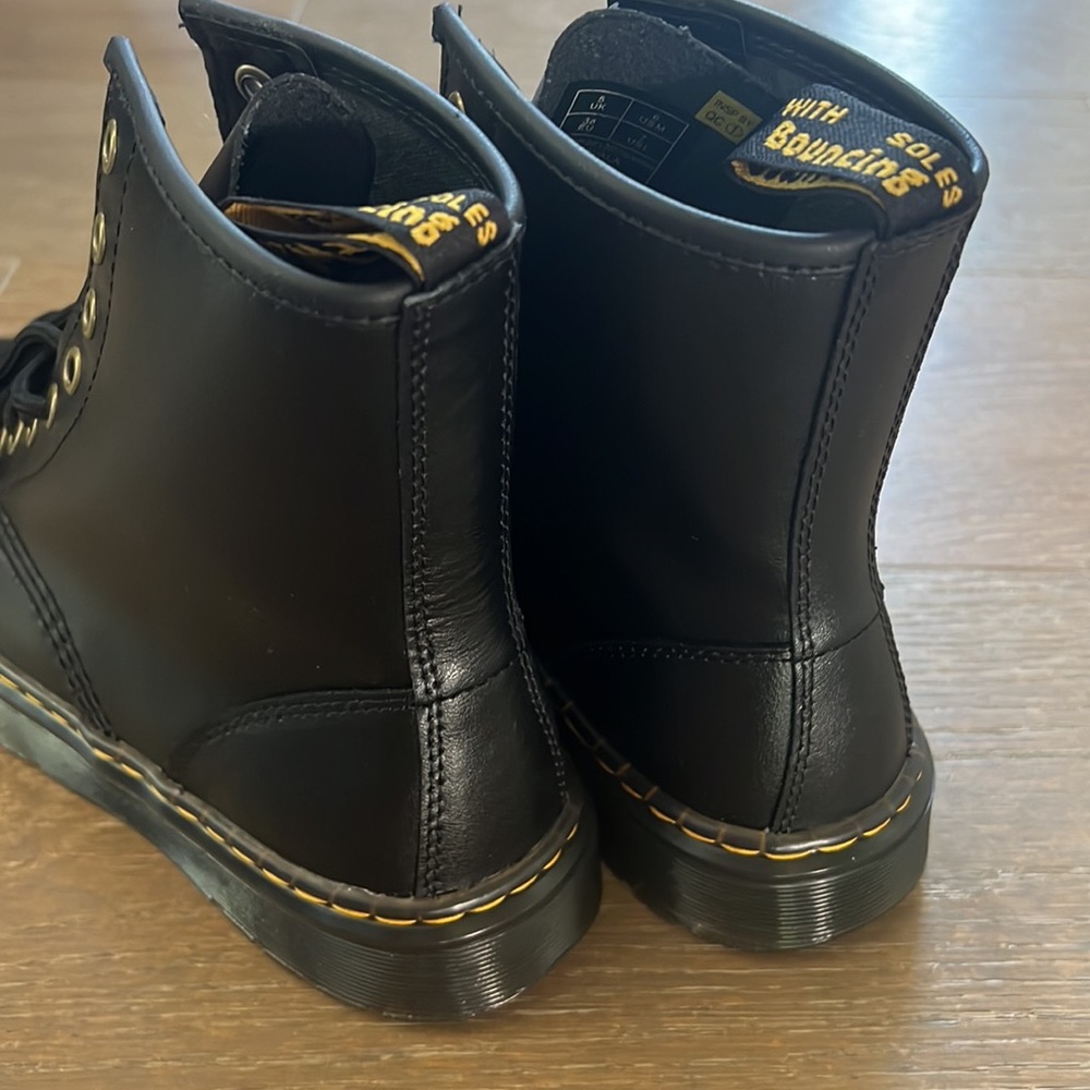 NWT Dr. Martens Zavala Genuine Leather Combat Ankle Boots Black Bouncing Soles - Picture 4 of 6